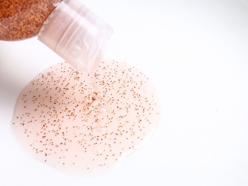 Có Một Loại Nhựa Chết Người Đằng Sau Những Bao Bì Đẹp Đẽ